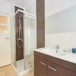 Belém Light Filled Apartment, By Timecooler Appartement