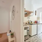 Belém Light Filled Apartment, By Timecooler Appartement *