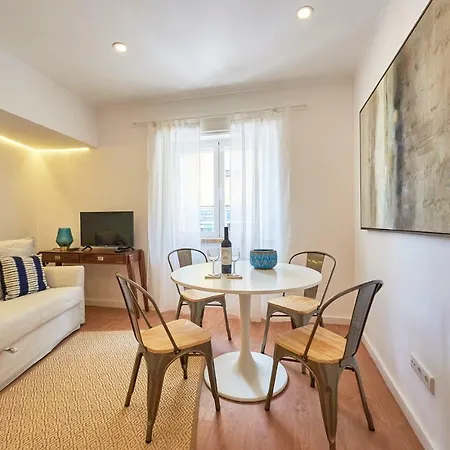 公寓 Belem Light Filled Apartment, By Timecooler